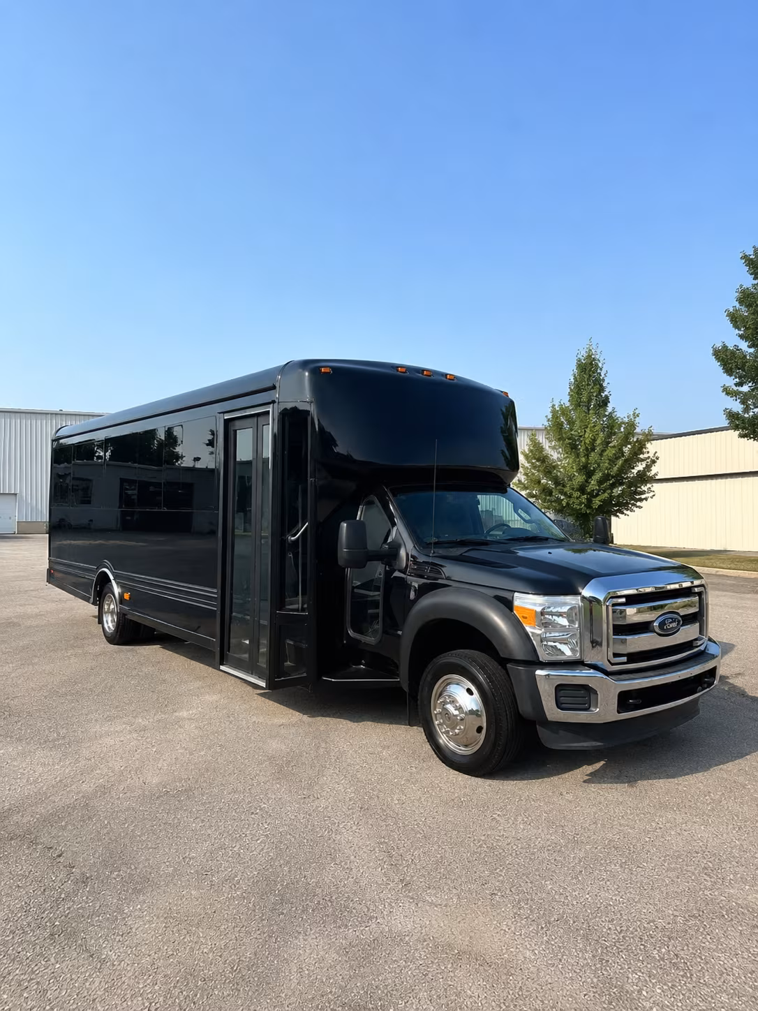 party buses to coastal credit union music park at walnut creek
