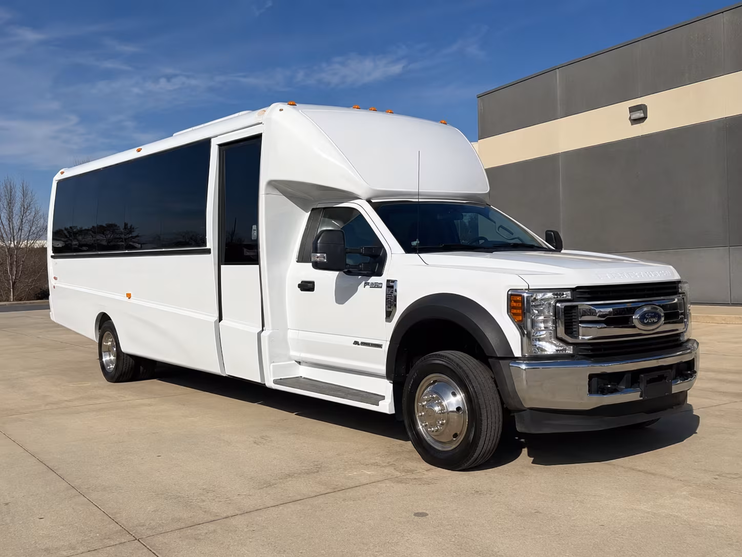 reserve transportation for your next airport transfer 1
