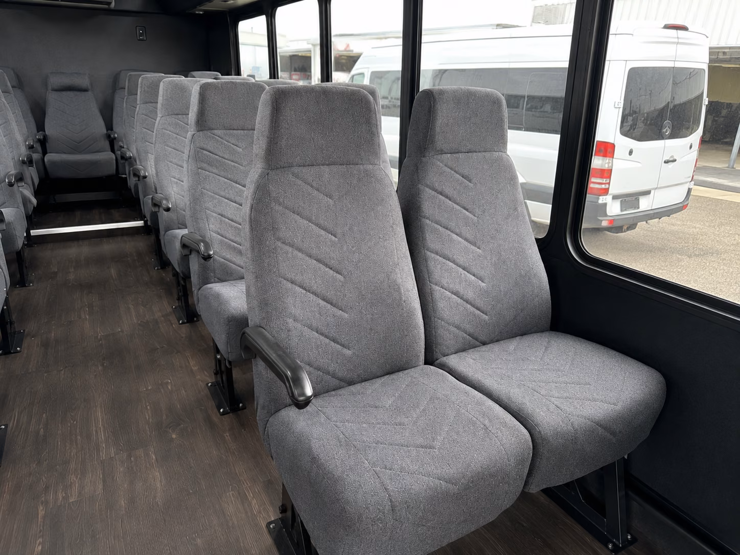 reserve transportation for your next wedding 4